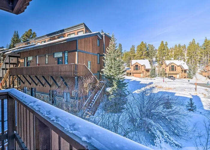 Ski-In Breck Condo Walk To Shops And Restaurants!